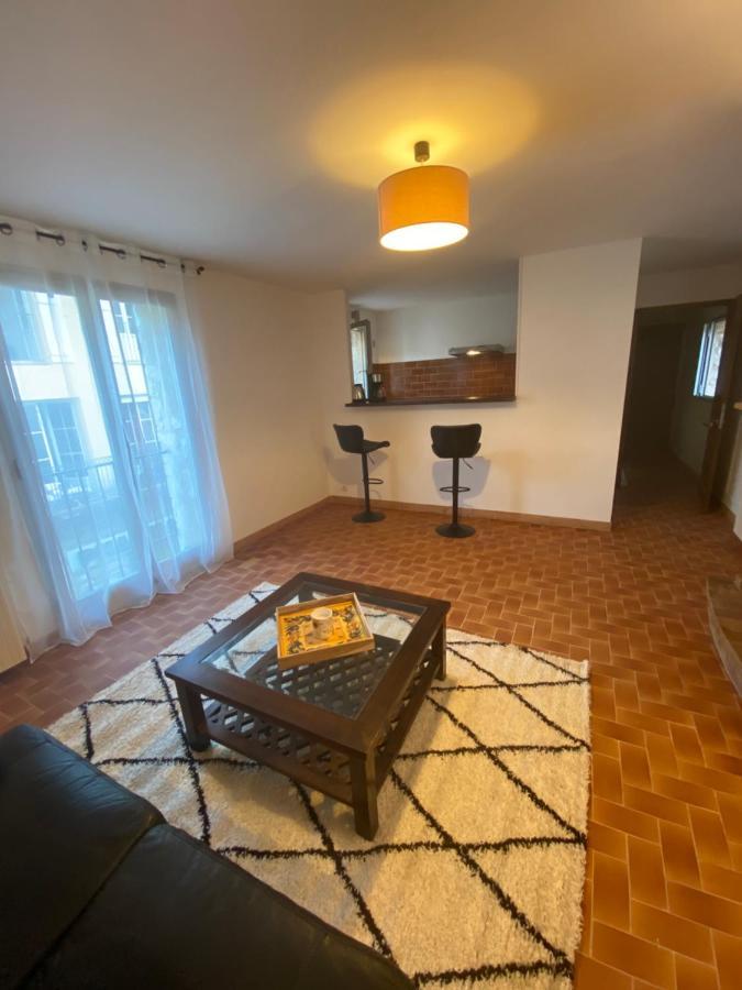 Charmant Appartement Au Coeur Du Village トゥレット・シュル・ルー エクステリア 写真
