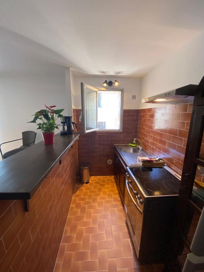 Charmant Appartement Au Coeur Du Village トゥレット・シュル・ルー エクステリア 写真