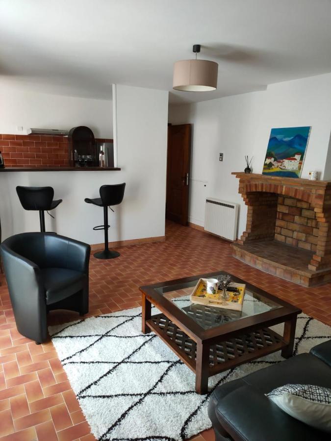 Charmant Appartement Au Coeur Du Village トゥレット・シュル・ルー エクステリア 写真